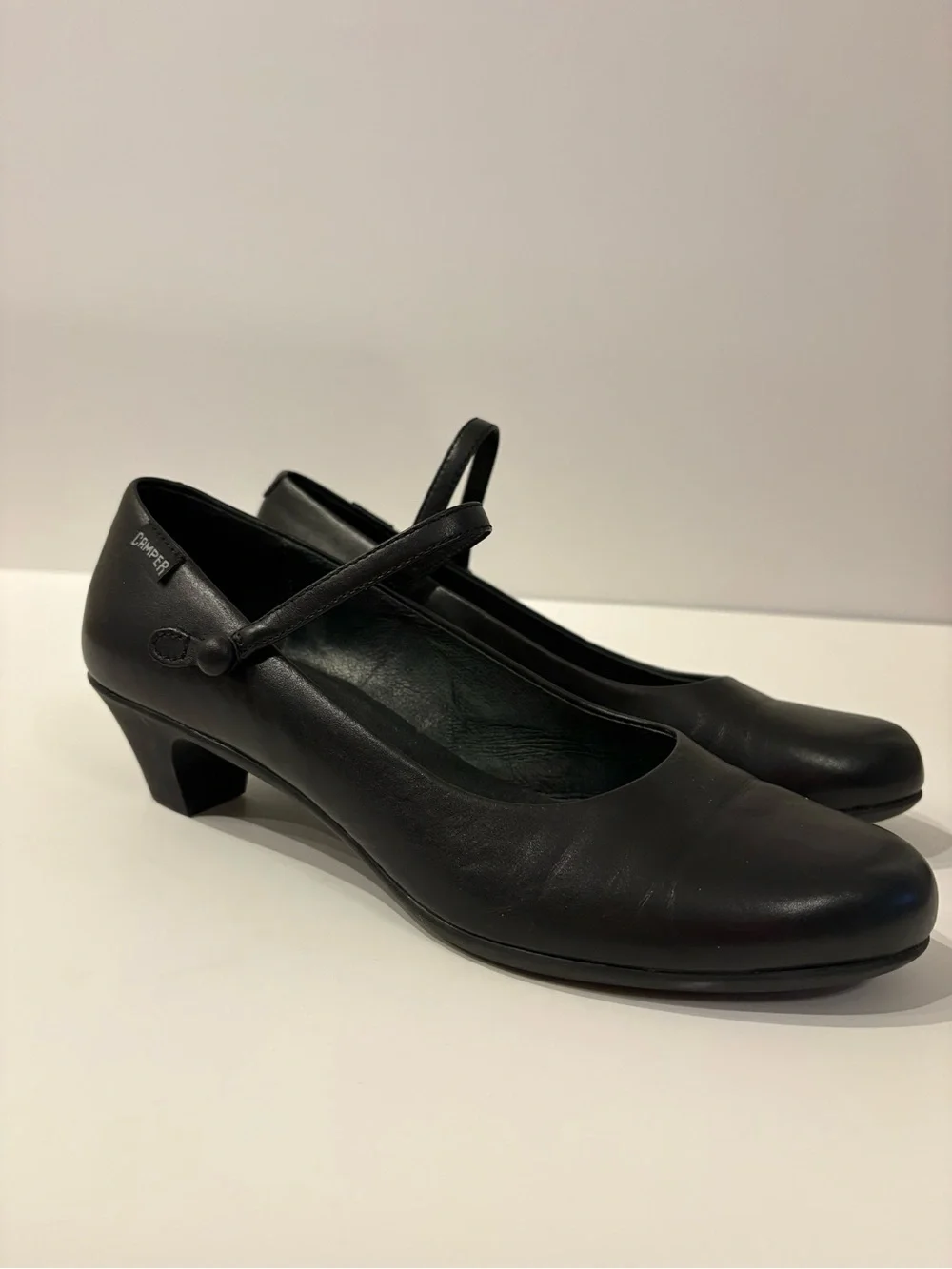 Camper Black Leather Mary Jane Heels – Classic Minimal Low Heel - Picture 2 of 6